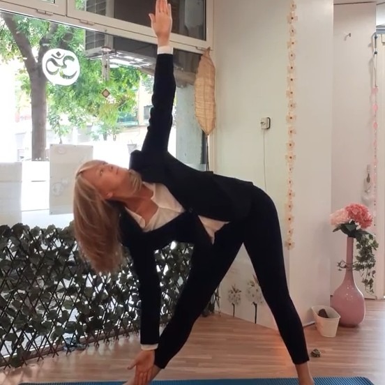 Yogui-Ni Yoga Centro, Mindfulness Meditation, Barcelona, Spain